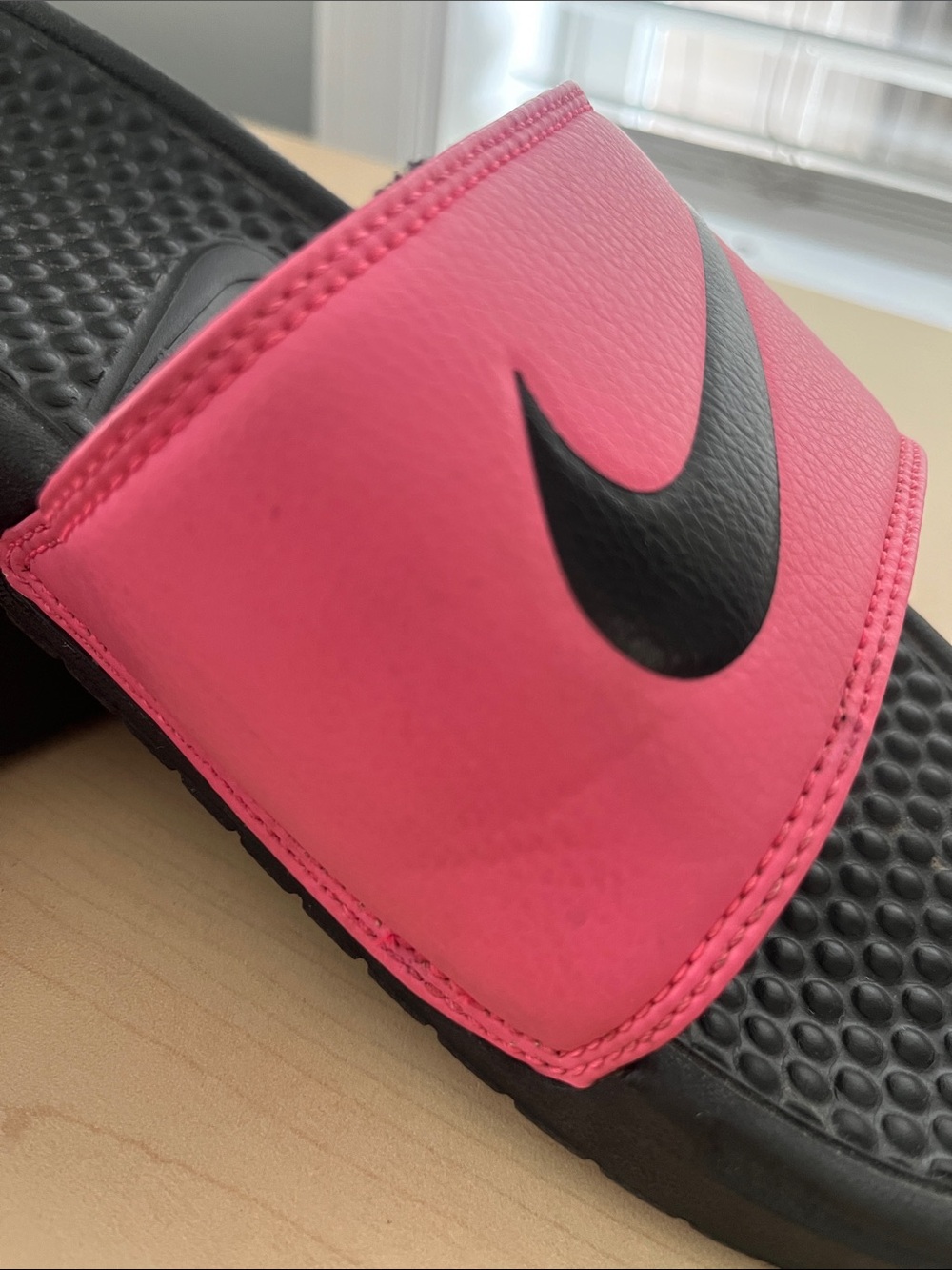 Nike Benassi JDI Slides • Pink • Women's 9 - Picture 7 of 9